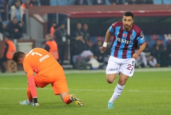Trabzonspor'dan İstanbulspor'a farklı tarife! Fırtına gol oldu yağdı...
